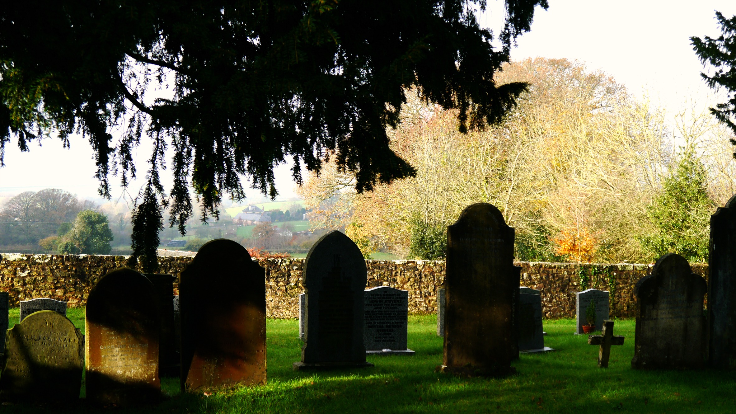 Sainthill Churchyard